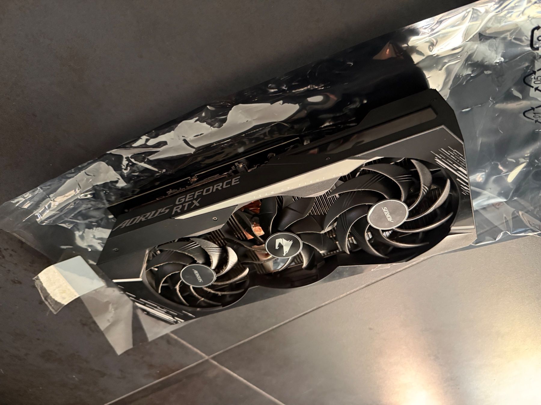 Schede grafiche: Aorus Geforce RTX 3080Ti Grafikkarte – Usato da Sursee venduto da SiroV