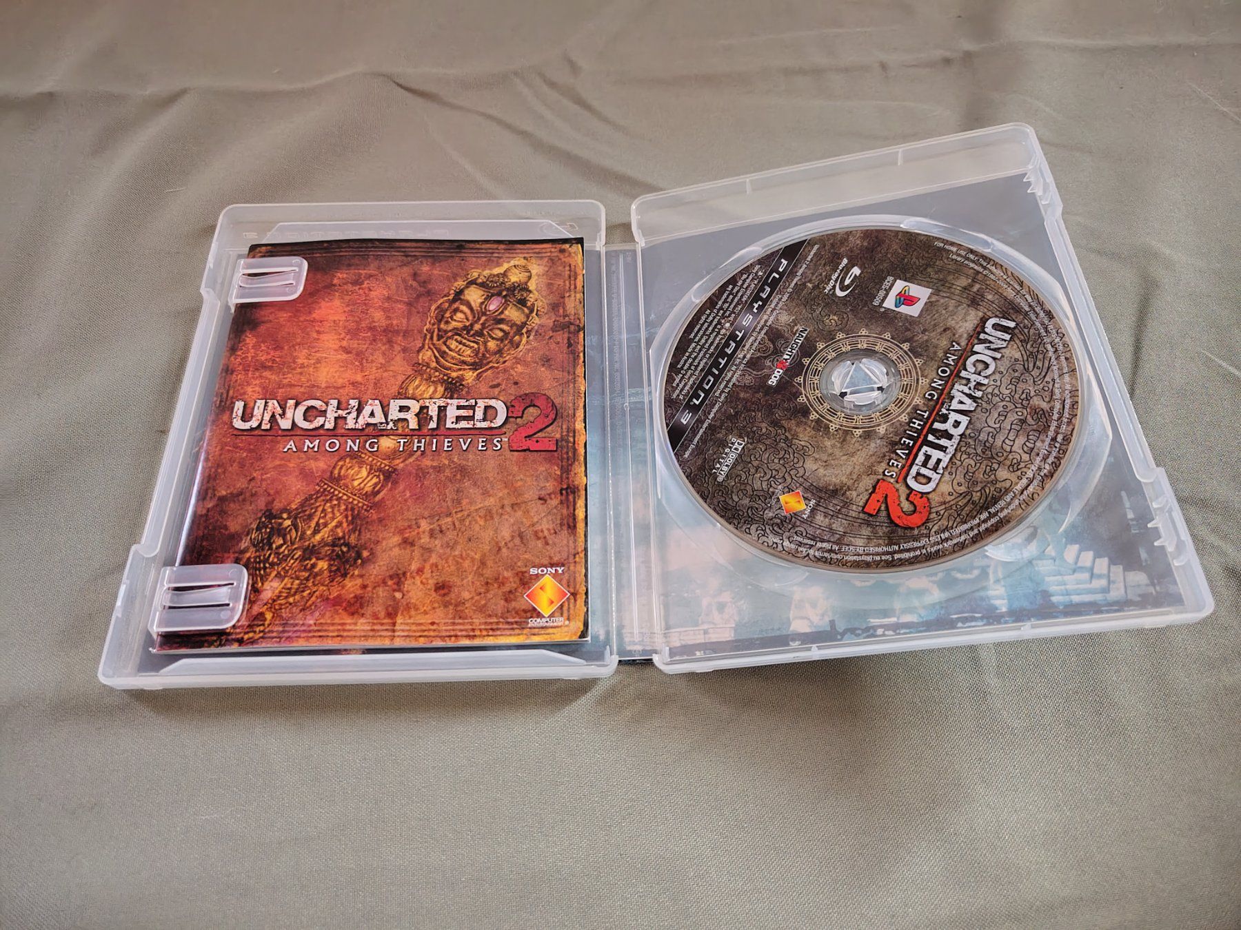 Sony Giochi: Jeu PS3 Uncharted 2: Among Thieves – Usato da Saxon venduto da dan_drn5 1
