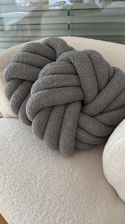 Cuscini: Set aus Kissen – Usato da Balgach venduto da DeeKova