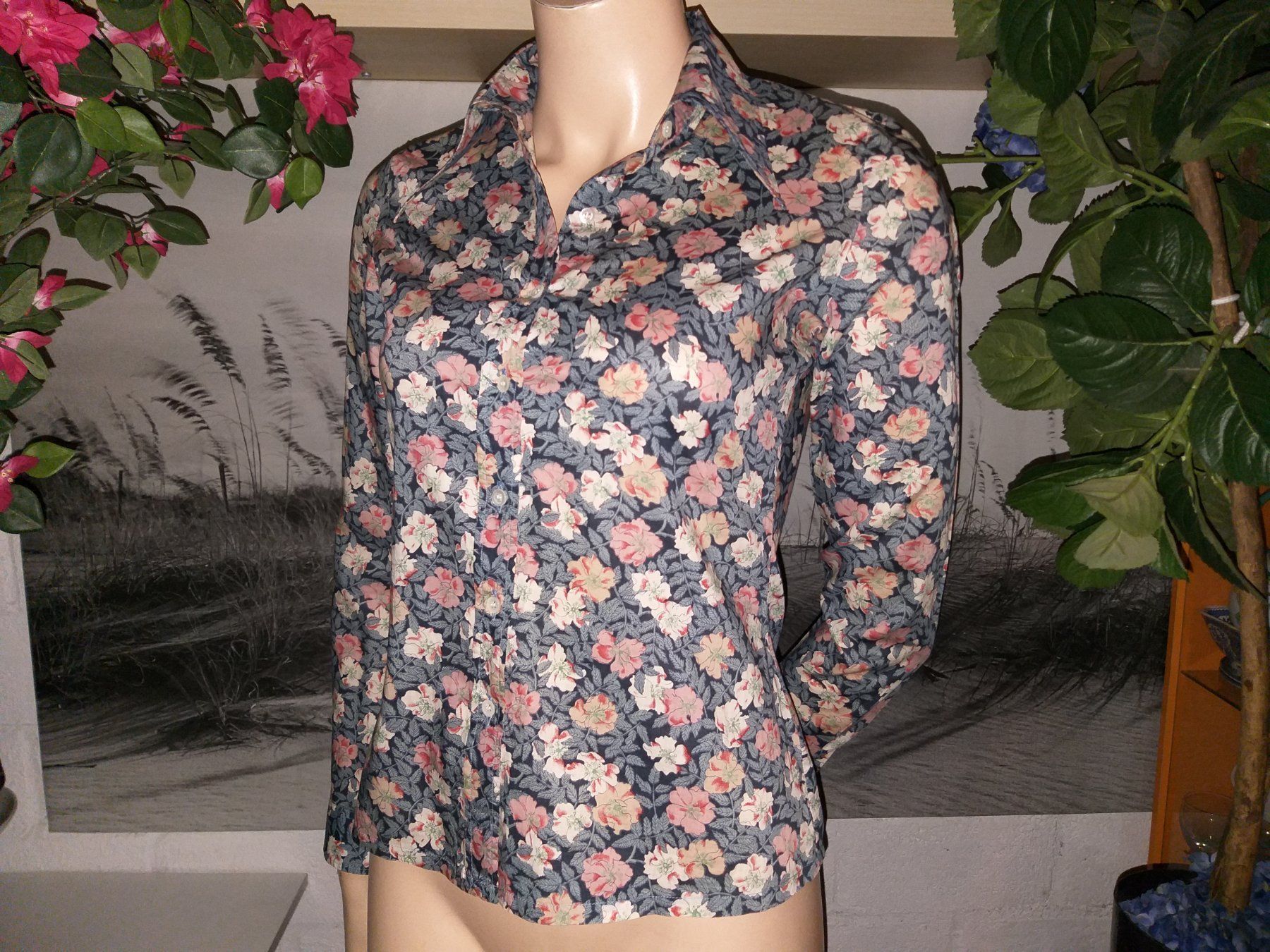 Cacharel Blusen: CACHAREL Blouse / Bluse taille XS (40 IT) – Gebraucht aus Cossonay-ville von Super-Price-Quality 4