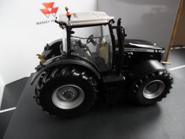 Massey Ferguson 8650 Traktor Black Ed. Universal Hobbies OVP