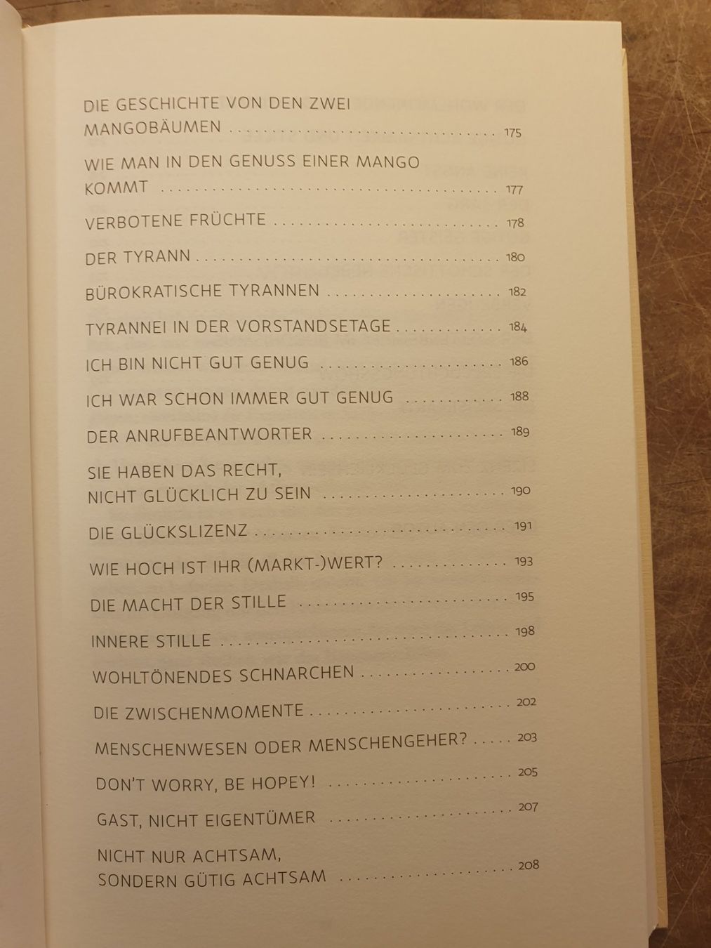 Libri: Der Elefant, der das Glück vergass - Ajahn Brahm – Usato da Zürich venduto da loosebone 5