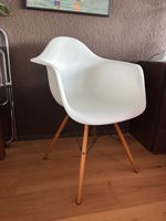 Vitra Eames Armchair DAW weiss Holzbeine | Designklassiker