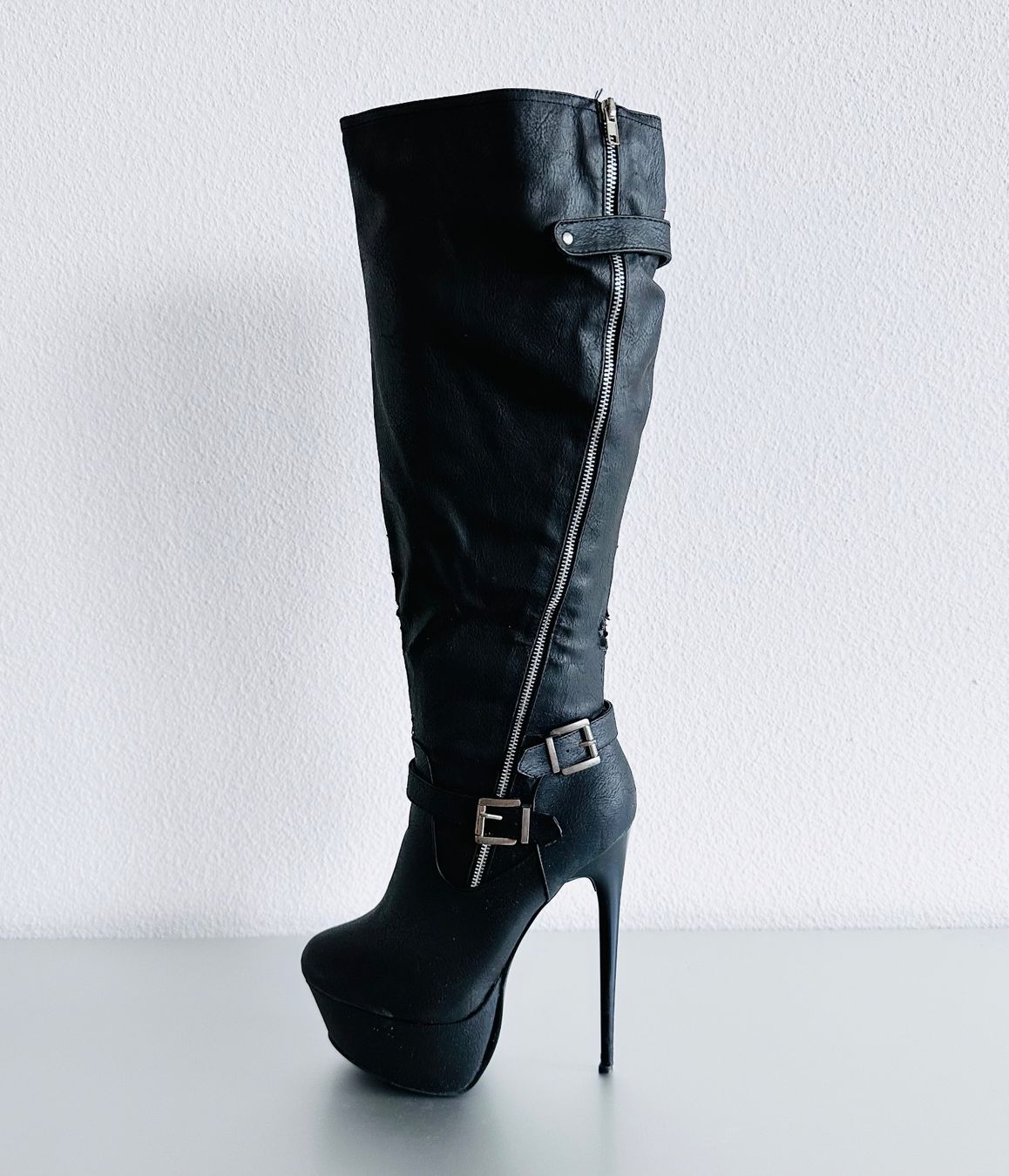Damenschuhe: Stripper High Heel Platform Boots size 38 heel 16cm used – Gebraucht aus Zürich von smackpix
