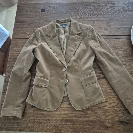 2 Damen Blazer,dunkelblau und brauner aus Cord