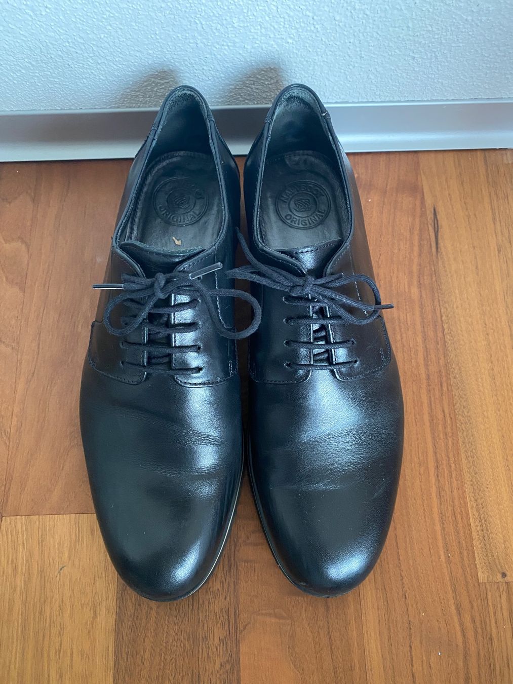Navyboot Scarpe da donna: Schwarze Damen Halbschuhe, Grösse 40 – Usato da Jonschwil venduto da luc_95qv 1