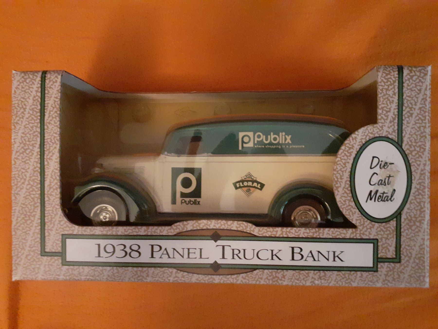 Chevrolet Modellautos: Chevrolet Panel Truck 1938 – Neu (gemäss Beschreibung) aus Zürich von Crocuda