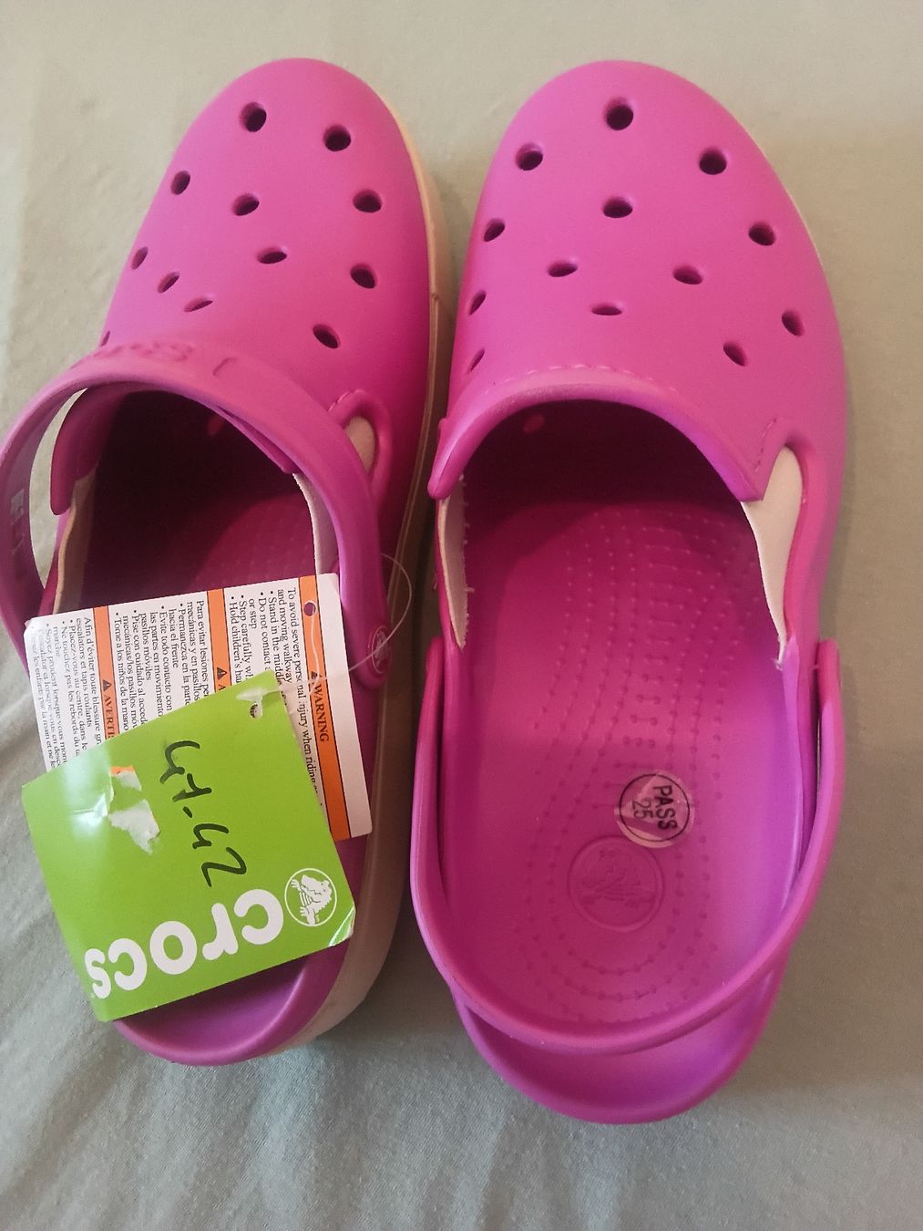 Crocs Herrenschuhe: Crocs ORIGINAL Gr.8/10= 41/42 NEU – Neu und originalverpackt aus St.Gallen von Kristal54 3