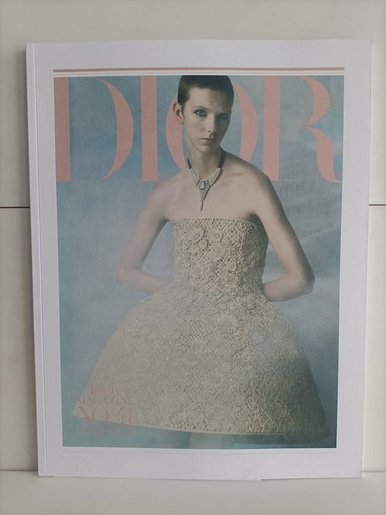 Dior magazine No.41 (FR) – Renaissance(s) – Printemps 2023 (D'occasion ...