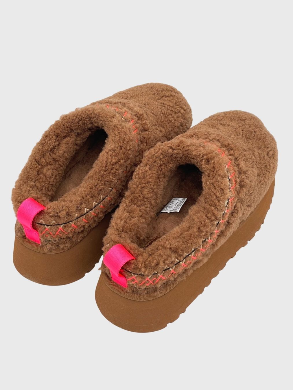 Ugg Chaussures femmes: UGG Tazz Braid Slipper EU 40 Braun – Neuf avec emballage d'origine à Zürich par shoe_shop 3