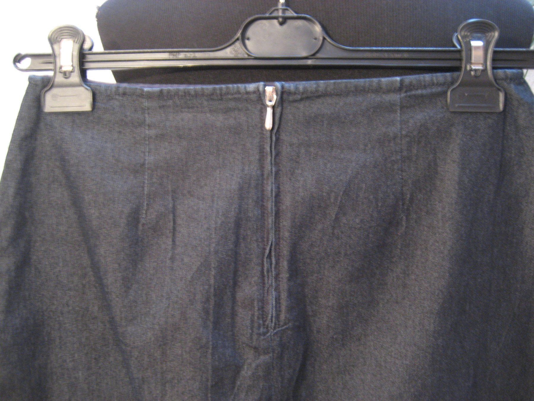 Benetton Röcke: Jupe jeans stretch Benetton taille 40 – Neu (gemäss Beschreibung) aus Delémont von marryb 2