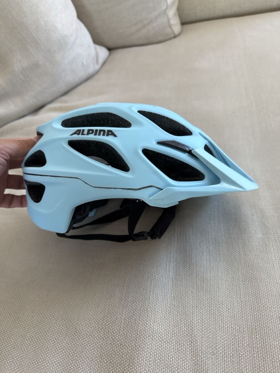 Alpina Helme: alpine Velohelm M 52-57 – Gebraucht aus Zürich von GigiJ
