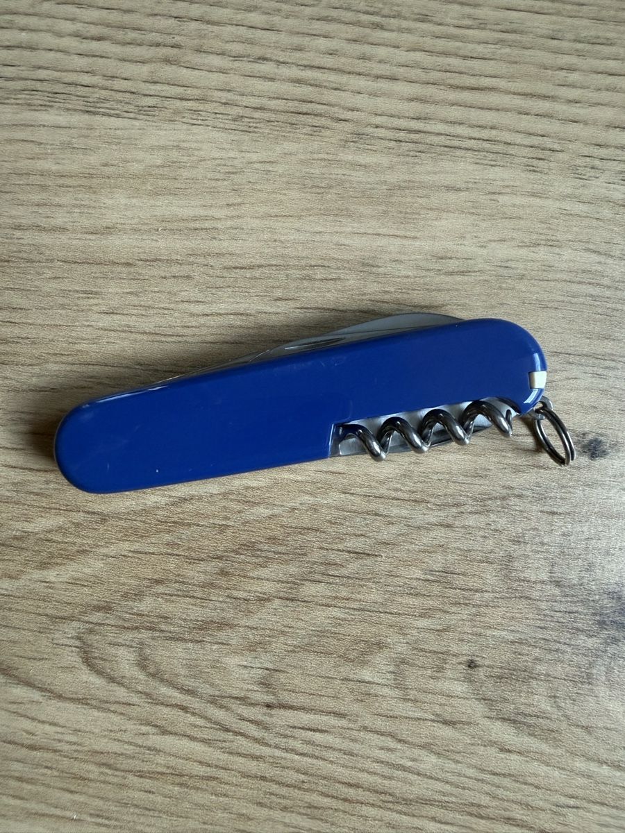 Victorinox Coltelli tascabile: Victorinox Baloise Sackmesser – Usato da Buch am Irchel venduto da Sweetharth 2