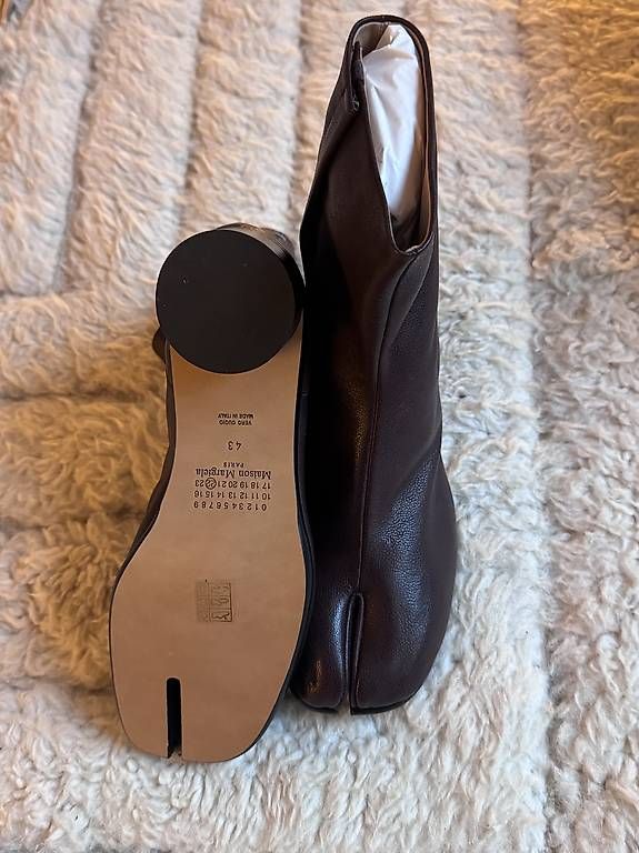 Maison Margiela Scarpe da uomo: Maison Martin Margiela - Tabi Boots – Nuovo e nell'imballaggio originale da Haldenstein venduto da maxi_max 2