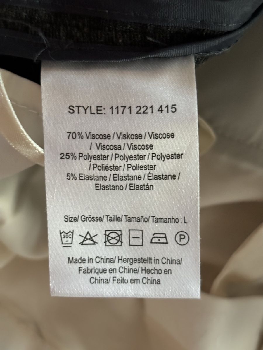 Malene Birger Pantaloni: Pantalon Day gris foncé – Usato da Dotzigen venduto da SecondHandGems 4