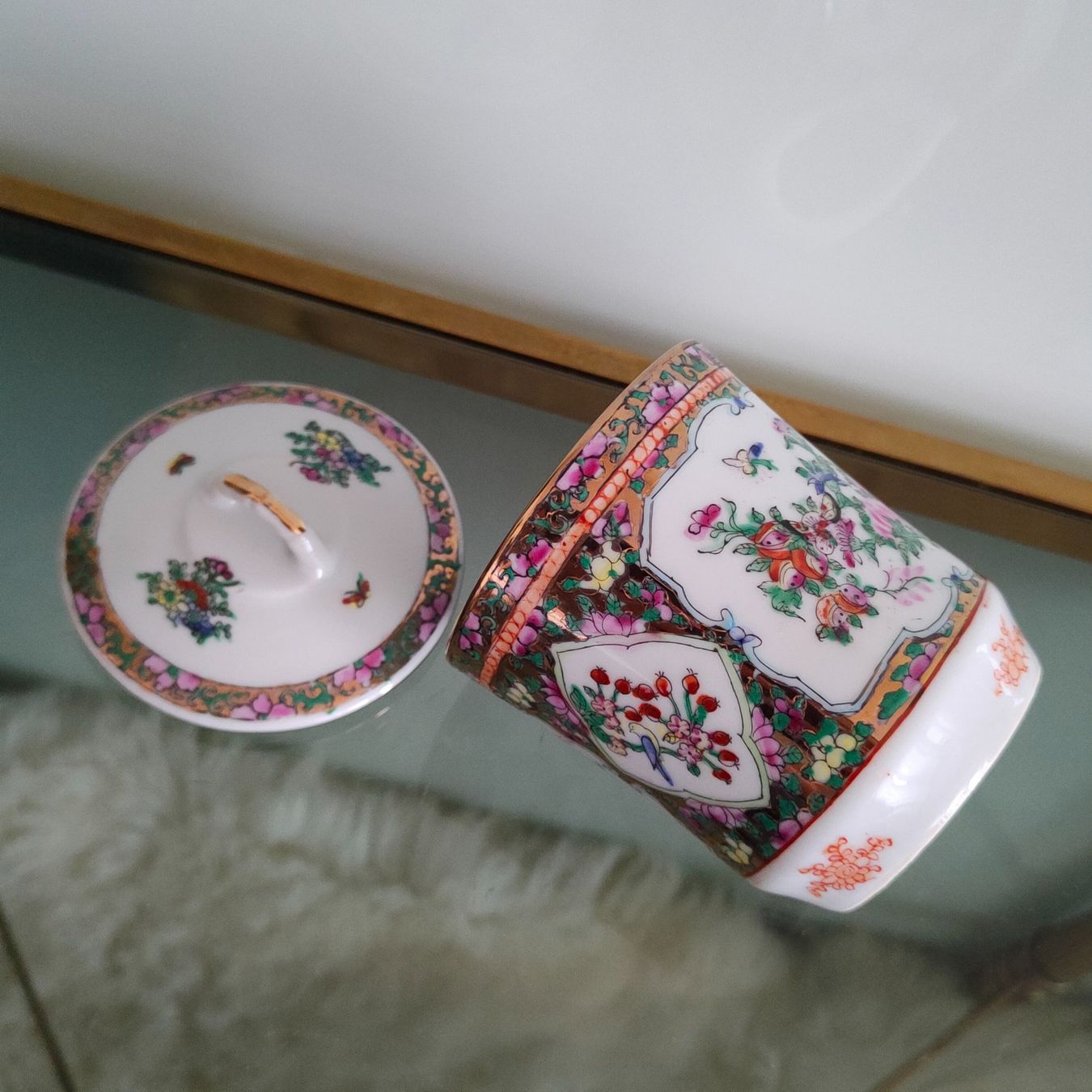 Tazze: Chinesische Porzellantasse mit Deckel – Usato da Birr venduto da sen_8djr 4