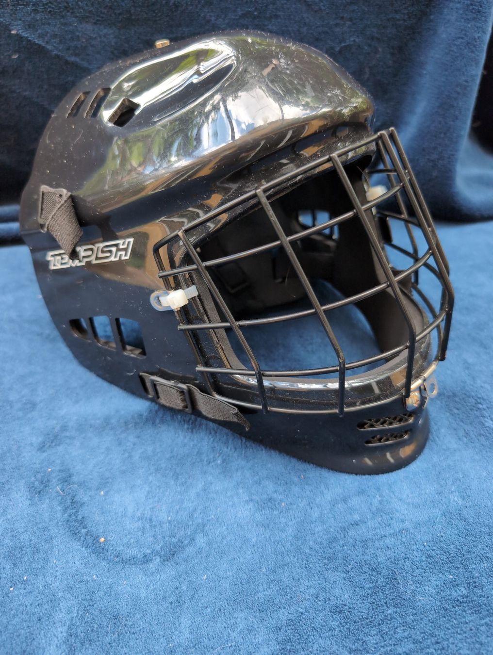 Caschi: Unihockey Goaliehelm Junior – Usato da Olten venduto da chuchituerli 1