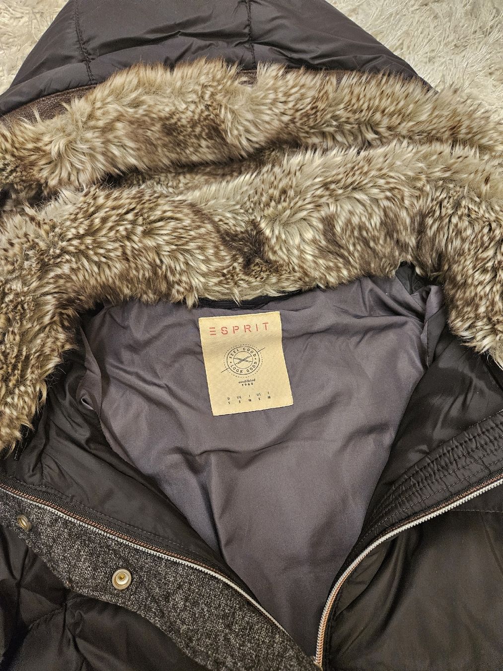 Esprit Giacche: Esprit Daunenjacke Gr. S – Usato da Volketswil venduto da lar_di24 1