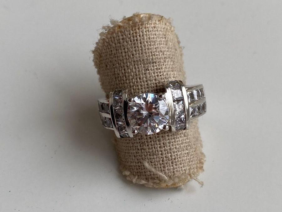 Anelli: Silber 925 Massive Solitär Zirkonia Ring – Nuovo (secondo la descrizione) da Givisiez venduto da sgu_k58r 1