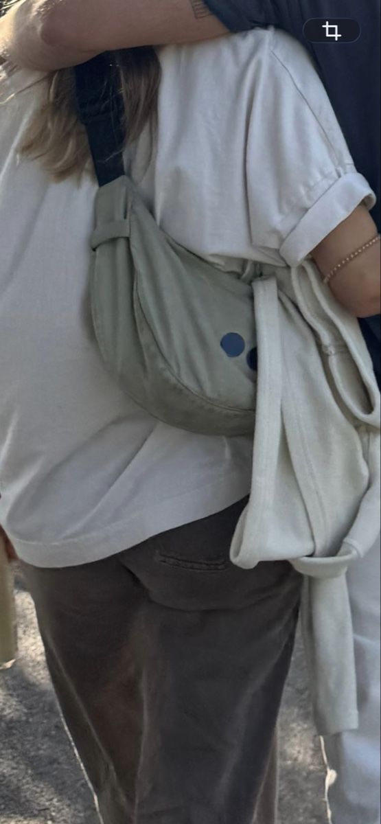 Sacs: pinqponq Bauchtasche hellgrau – D'occasion à St. Gallen par bschmid