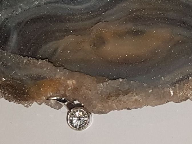 Broches & Aiguilles: Achat Kristalldruse mit 1Brillant – Neuf (Voir description) à Unterägeri par Altgoldschmuck 4