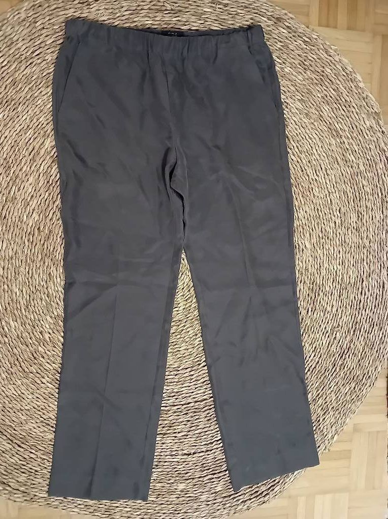 Cos Hosen: Hose von Cos aus reiner Seide – Gebraucht aus Zürich von Melianea