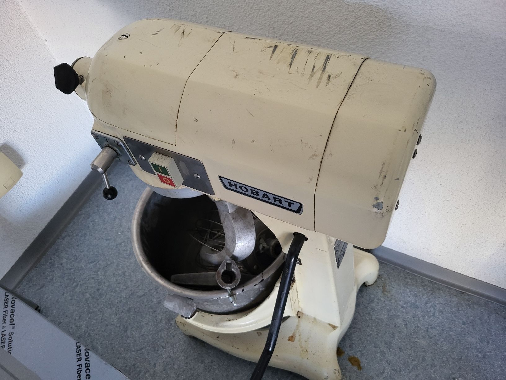 Elettrodomestici da cucina: Hobart Küchenmaschine gebraucht – Usato da Kirchberg SG venduto da rx-8