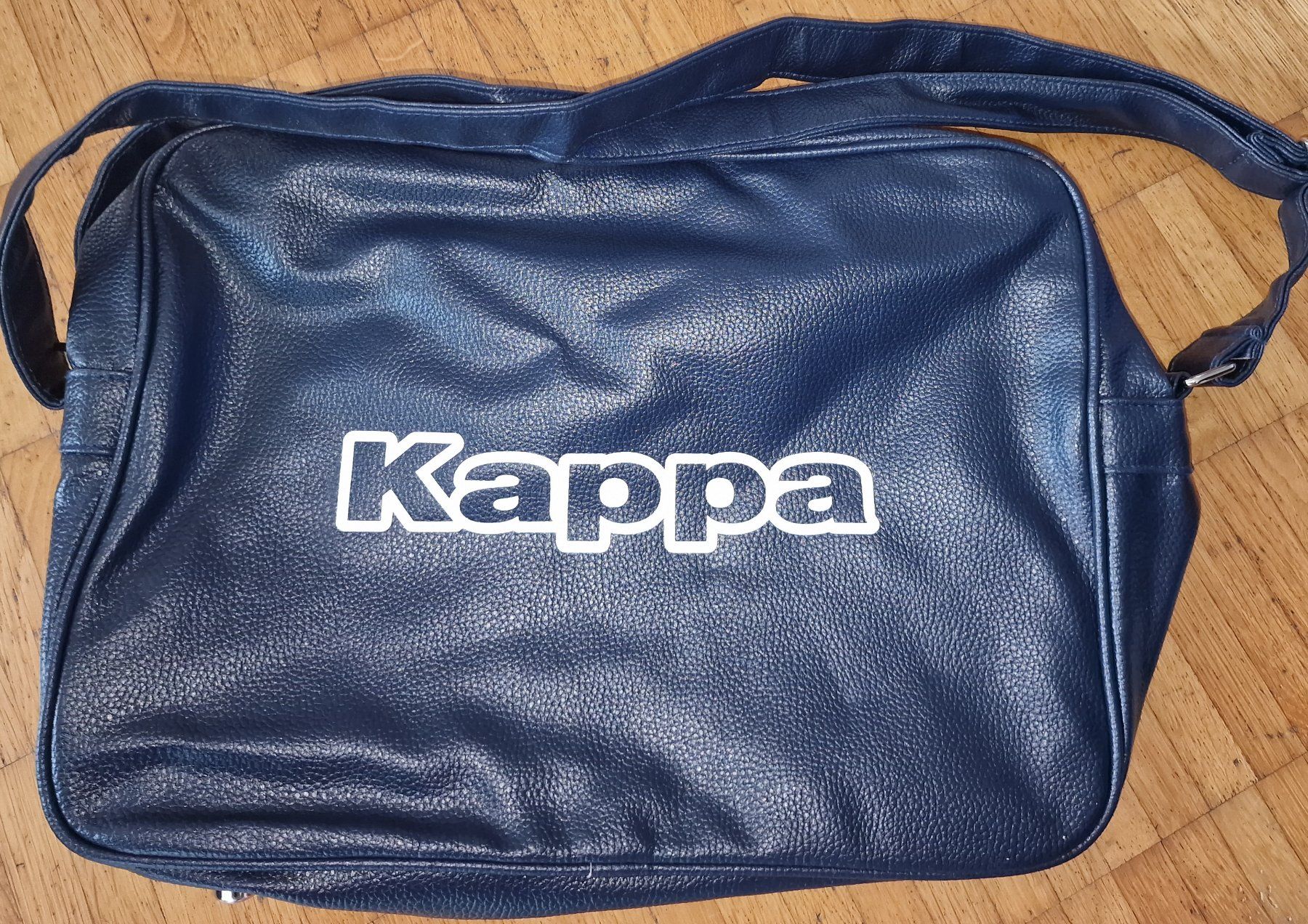 Kappa Taschen: Kappa Schultertasche – Neu (gemäss Beschreibung) aus Zürich von Pero6 1