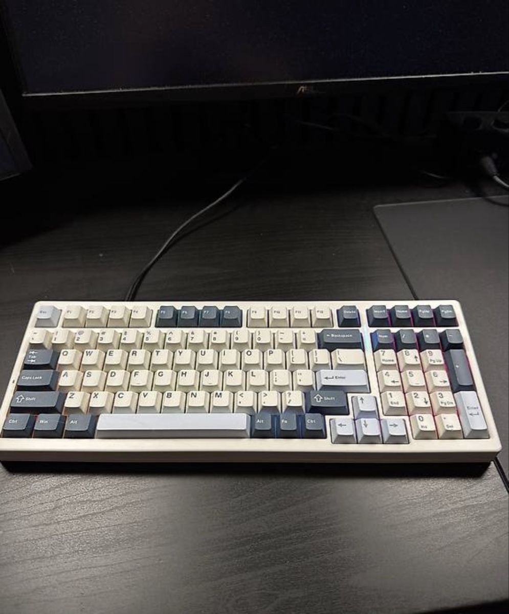 Tastaturen: Gaming Tastatur vgnlab s99 – Gebraucht aus Oberrohrdorf von tech.inventory