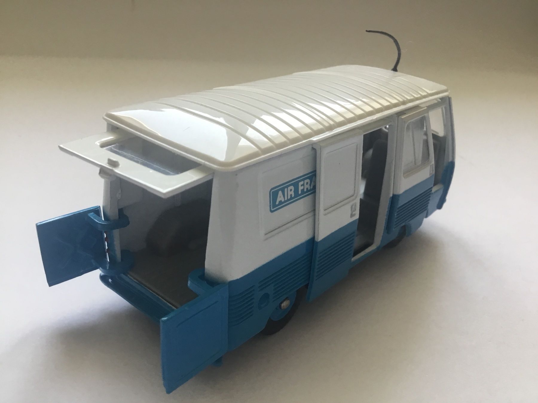 Dinky Toys Modellini d'auto: Dan-Toys Peugeot – Nuovo e nell'imballaggio originale da Dänikon ZH venduto da didi1103 4