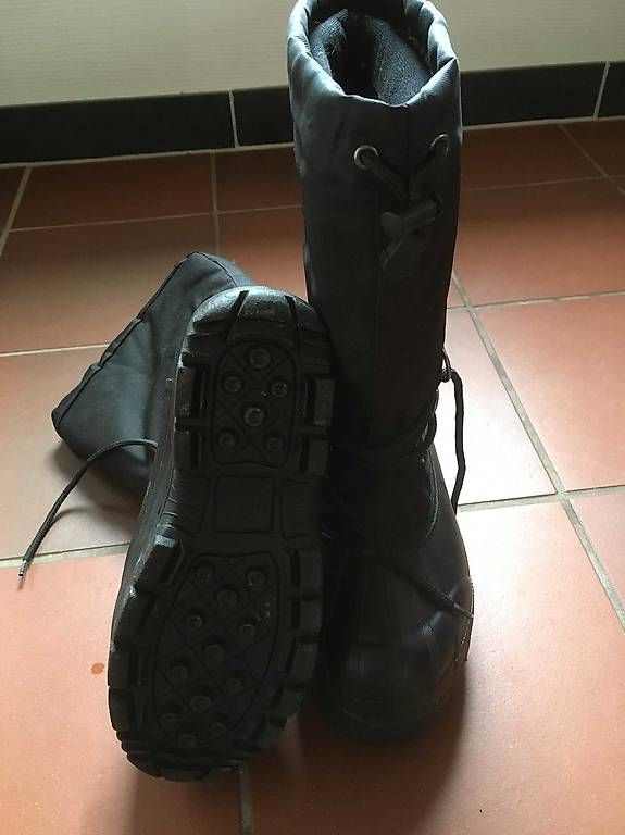 Chaussures hommes: Bottes d'hiver – D'occasion à Neuchâtel par Rudjes 2