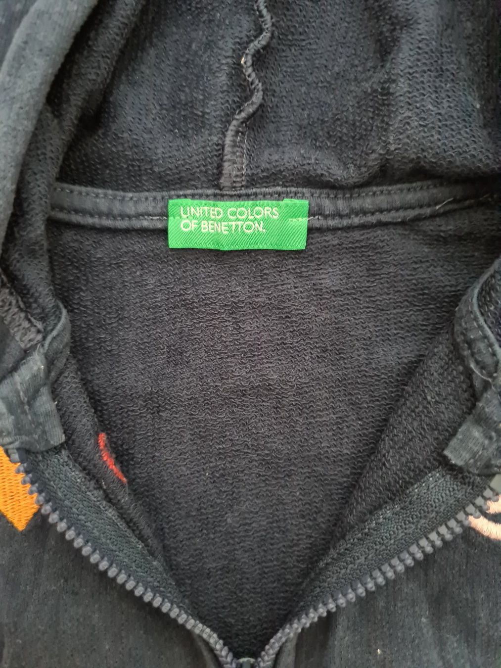 Benetton Maglioni & Felpe: Sweat à capuche Benetton Taille 86 – Usato da Carouge GE venduto da Franllo 1