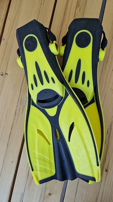 Palmes, Masques & Tubas: Scubapro Flossen Kinder 32-37 – D'occasion à Root par redseafan 2