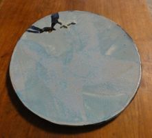 Handgefertigter Keramikteller blau und hellblau glasiert