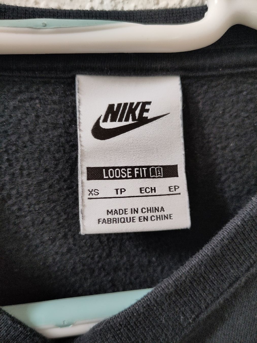 Nike Maglioni & Felpe: Nike Cropped Pullover schwarz XS – Usato da Bern venduto da Ariianee 3