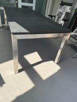 Massiver Granit-Gartentisch