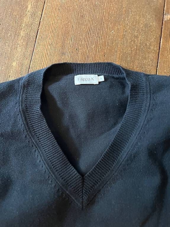 Maglioni & Felpe: Zwei Wollpullover mit V-Ausschnitt von Filippa K – Usato da Zürich venduto da cat 1