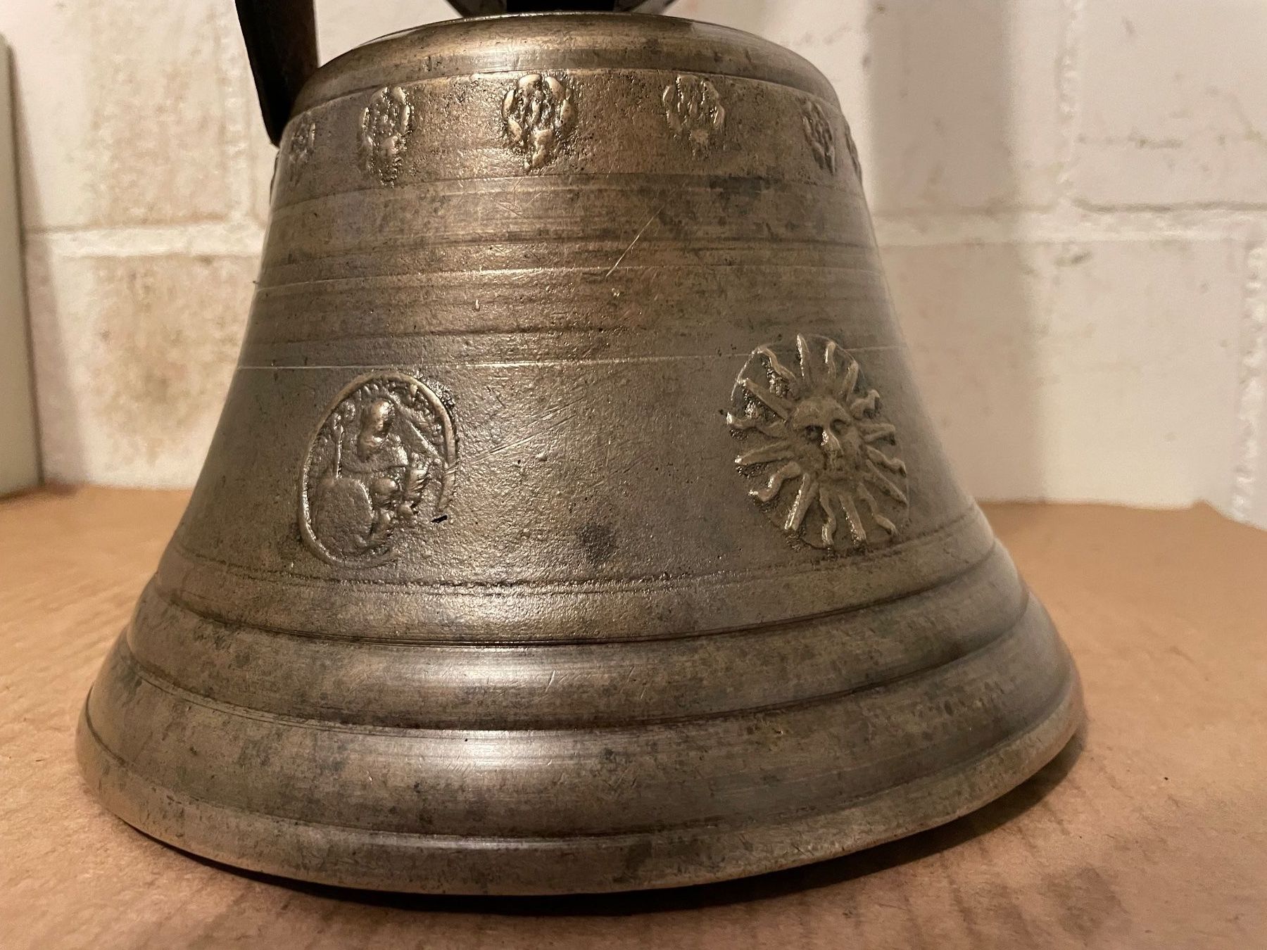 Campanacci mucche: Antike Andreotti - Glocke ab 1.00 Fr. – Usato da Birrhard venduto da magisto52 4