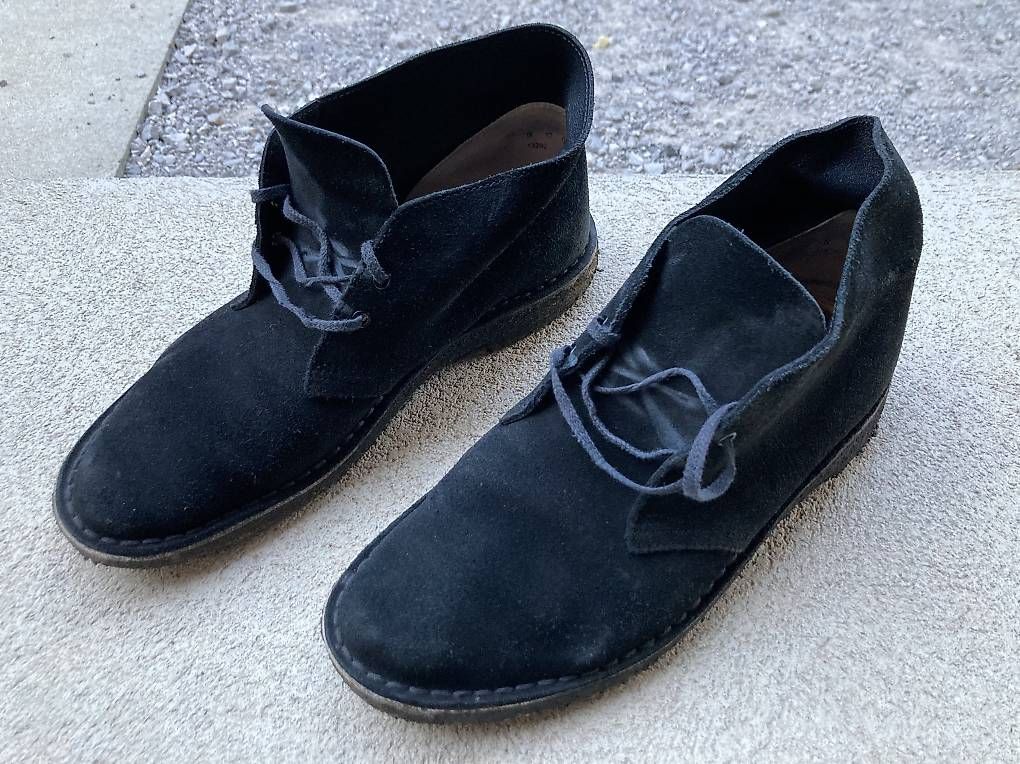 Herrenschuhe: Clarks Desert Boots Black Suede EU43/UK8.5/US9 – Gebraucht aus Monte Carasso von reinhardoppikofer