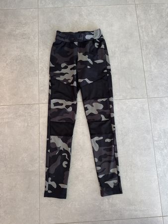Urban Classics Hose, Grösse S, Camouflage Muster, Top Zustan