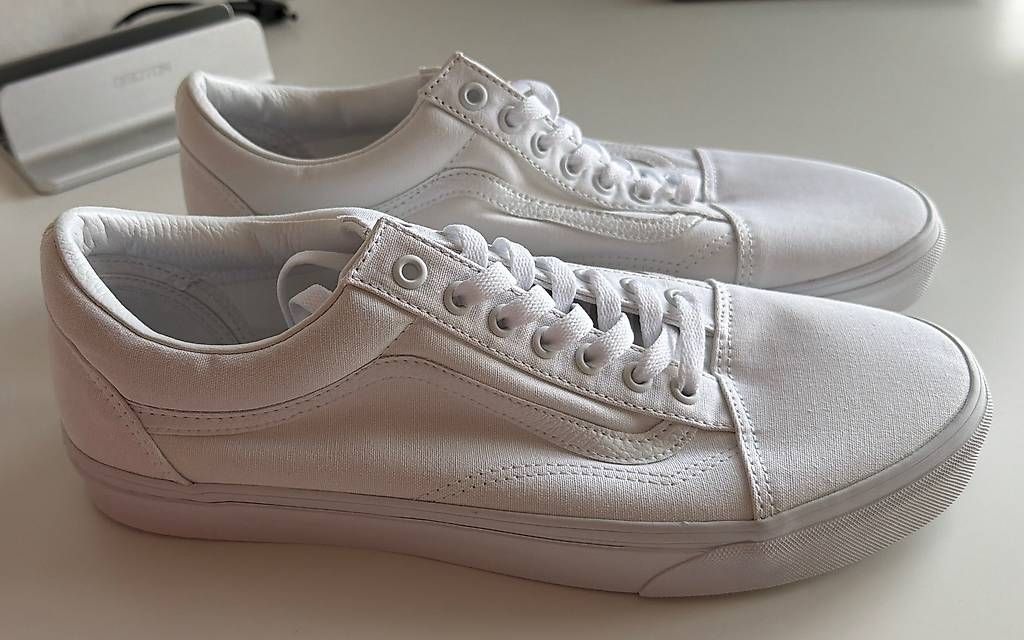 Vans Herrenschuhe: Vans oldschool blanches – Neu und originalverpackt aus Nyon von gui_6whx 2