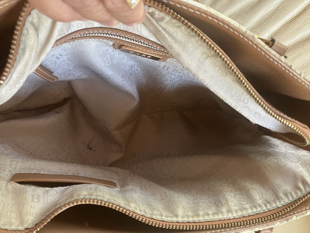 Hugo Boss Taschen für Damen: Echte Schlangenledertasche von Hugo Boss – Gebraucht aus Bassersdorf von groovygremlin 8