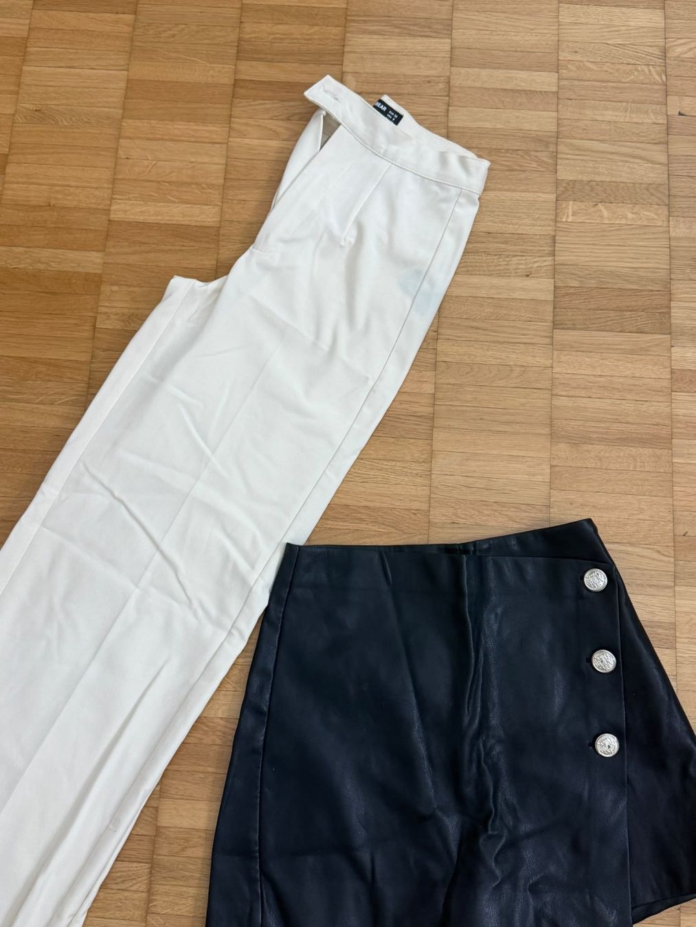 Lots de vêtements: 2-teiliges Set  GrösseXXS – D'occasion à Suhr par aura06 1