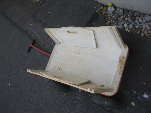 Carrelli di trasporto: Leiterwagen / Bollerwagen rot Holz – Usato da Winterthur venduto da pf02 6