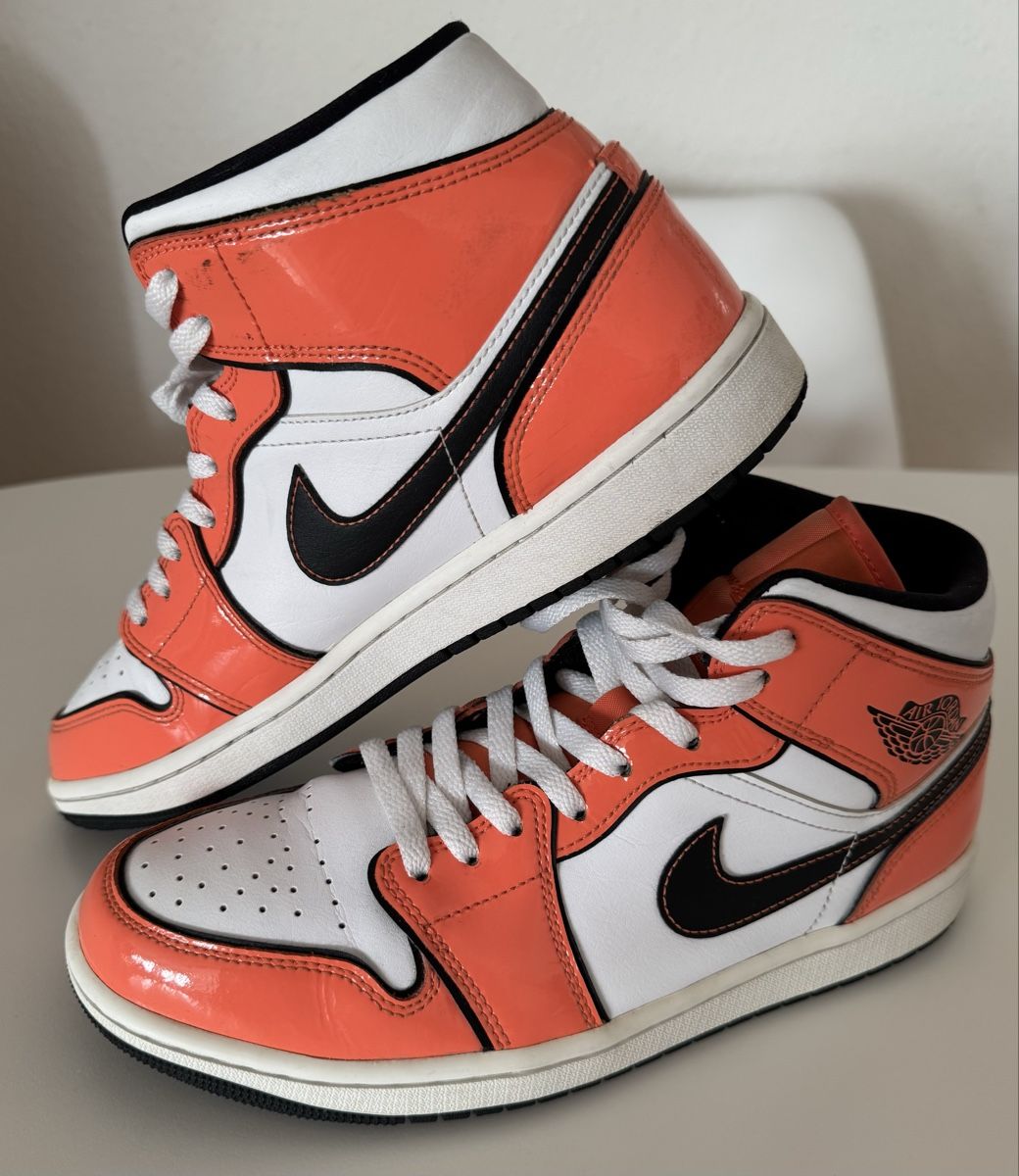 Jordan Scarpe da uomo: Nike Air Jordan 1 Mid – Usato da Genève venduto da AS27