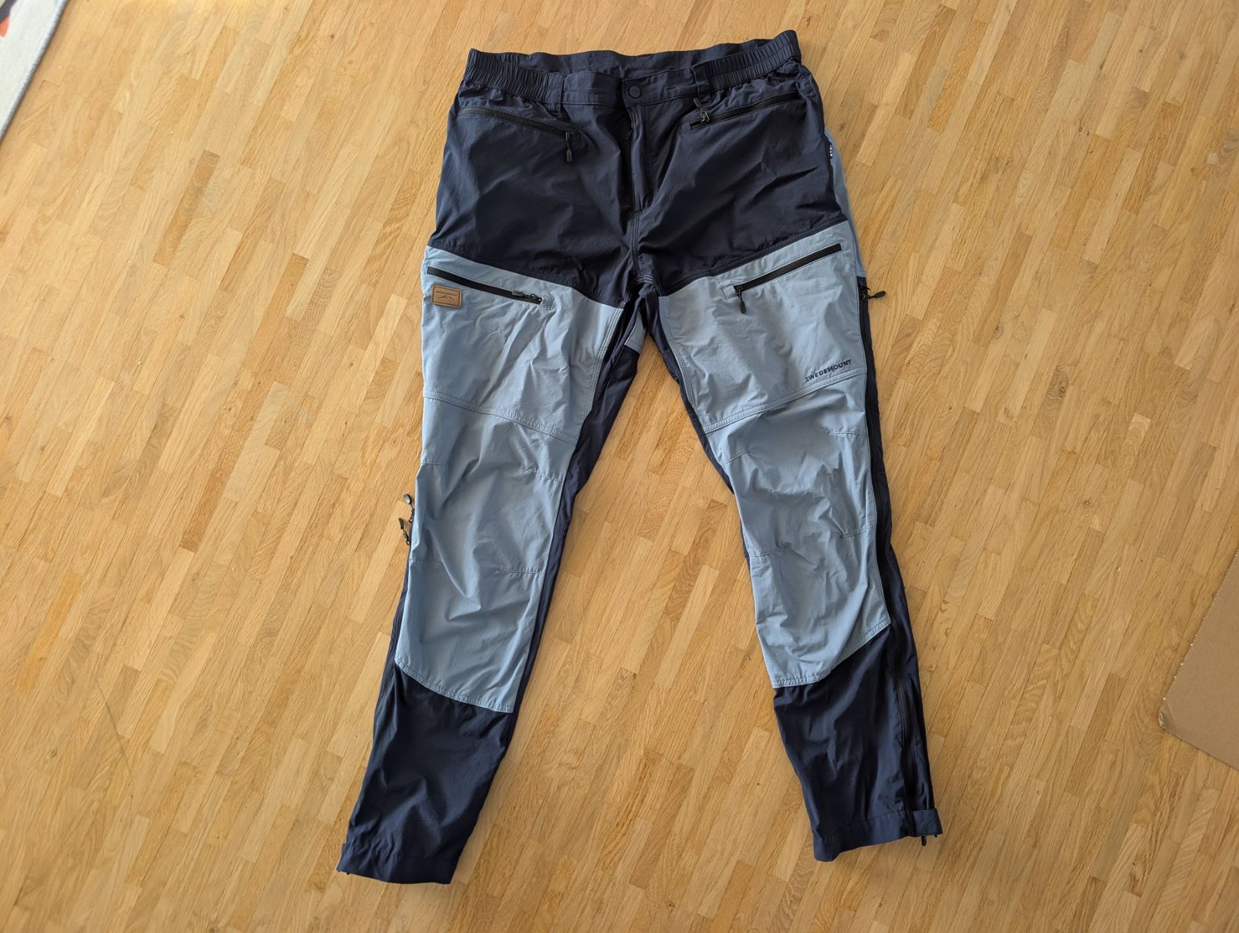 Pantaloni: Swedemount Wanderhose blau Gr. 44 – Usato da Aarau Rohr venduto da fio_8298