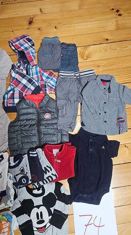 Ensembles coordonnés: grosses Kleiderpaket junge Grösse 74  (34 Stk) – D'occasion à Grosswangen par Glod 3