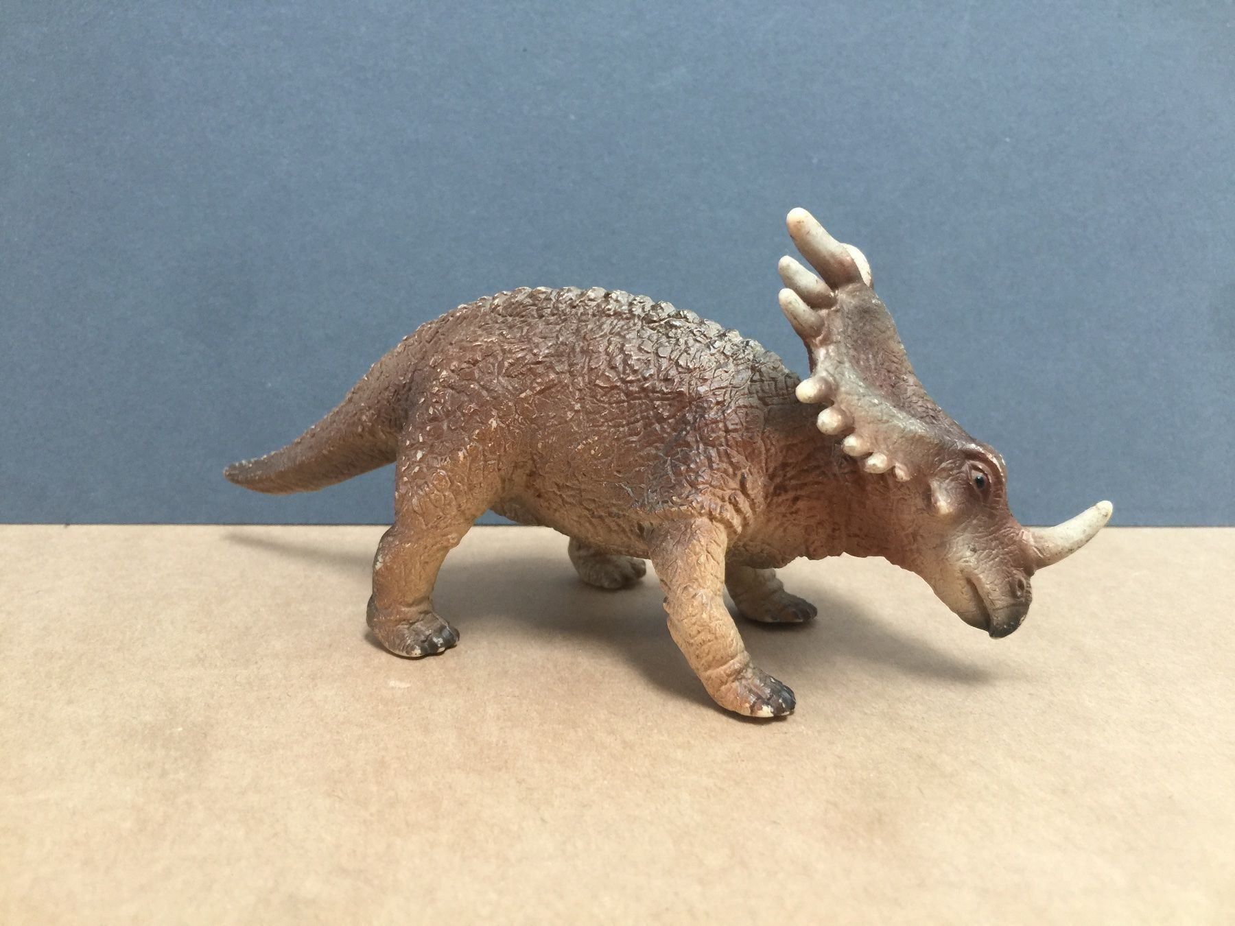 Schleich Statuette: Schleich Styracosaurus 16442 Dinosaurier – Usato da Ennetbaden venduto da mapa05 1