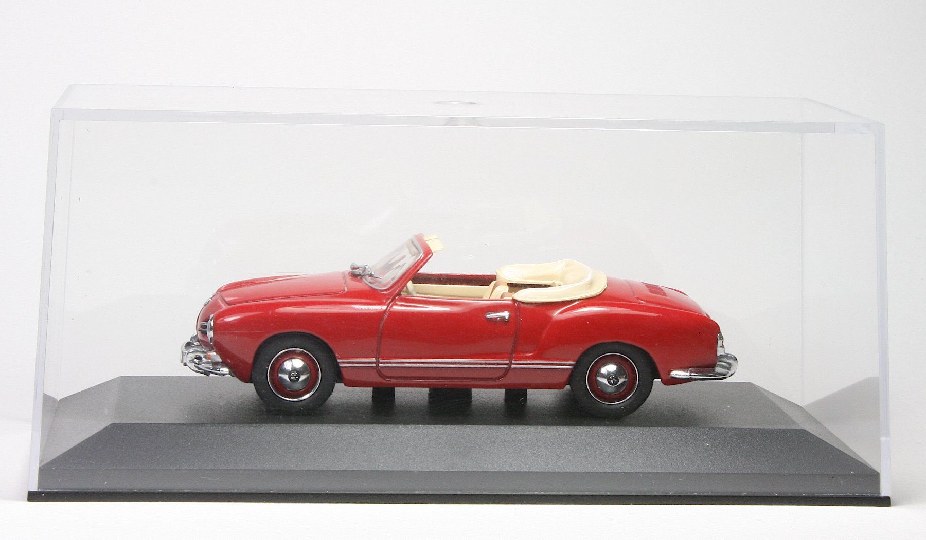 Minichamps Modellini d'auto: Minichamps VW Karmann Ghia Cabriolet – Nuovo (secondo la descrizione) da Elsau venduto da Peekay8 9