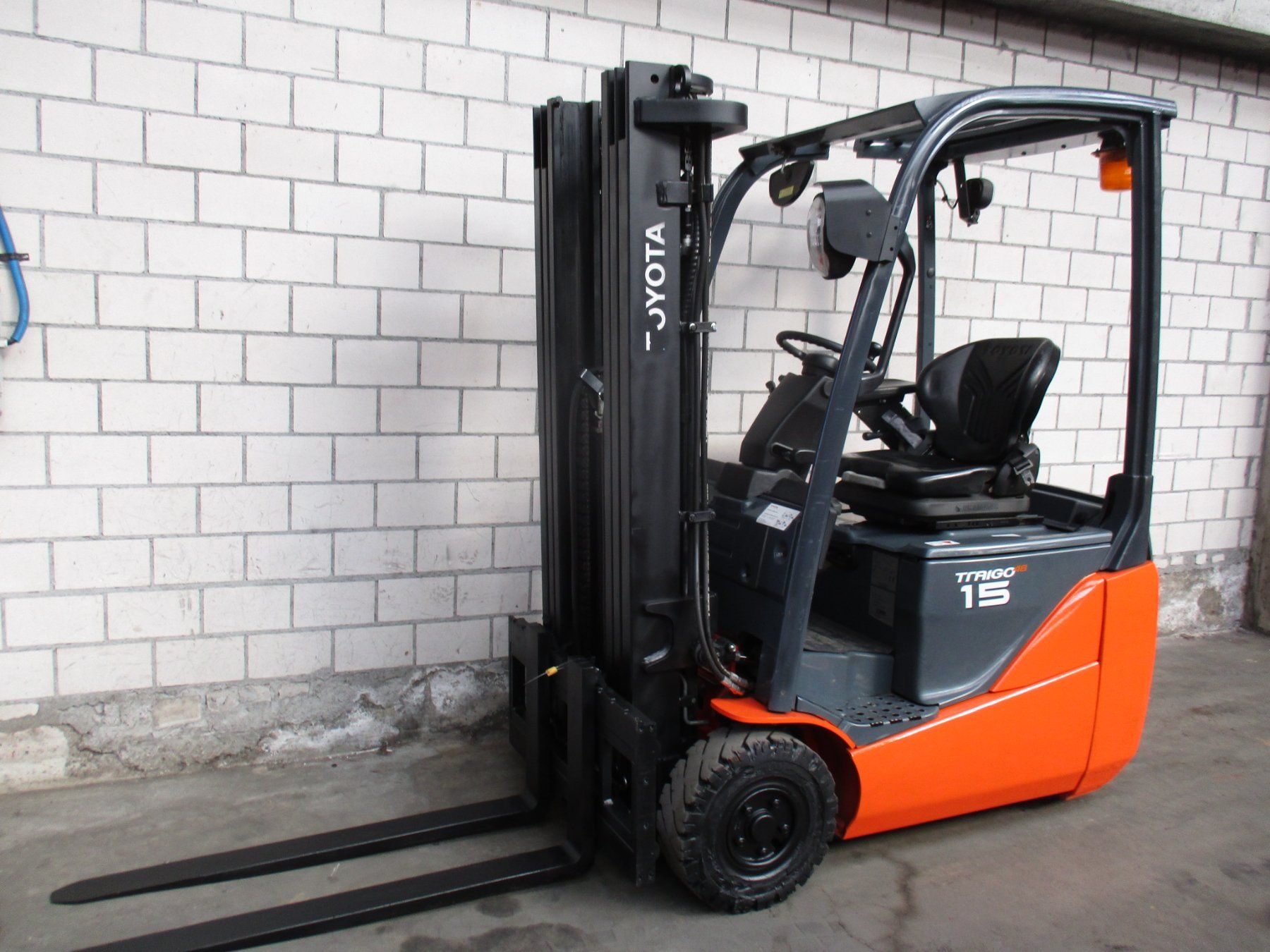 Toyota Carrelli elevatori e a forche: STAPLER TOYOTA 8FBE 15 ELEKTRO GABELSTAPLER – Usato da Seon venduto da zomahandel 1